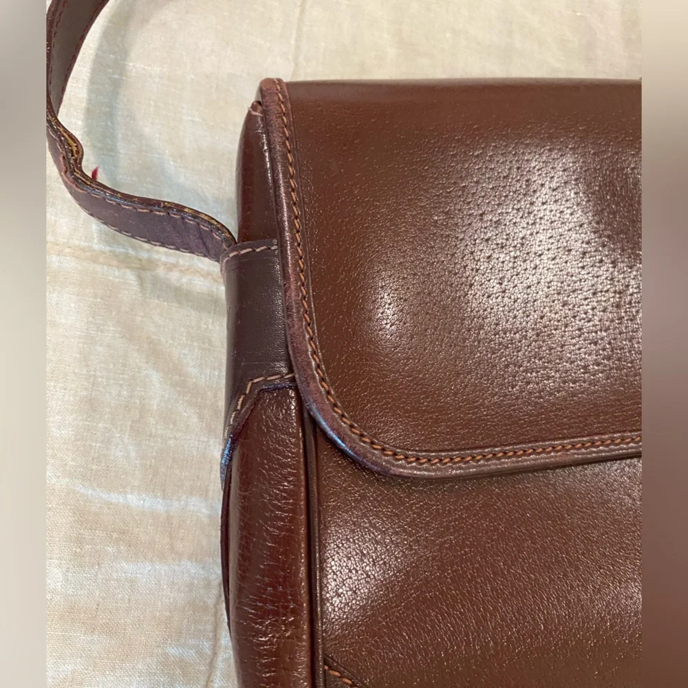 Gucci Brown Leather Crossbody Bag - Picture 16 of 16